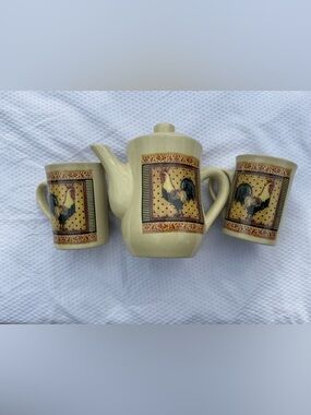 Bay Island Cream Ceramic Teapot with Rooster Motif
